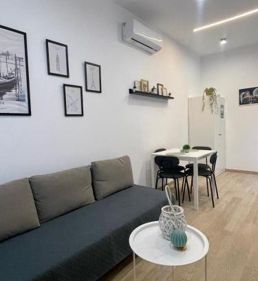 Cruz de Humilladero Apartment | Los Mellis - María Zambrano Estación de Tren & Bus