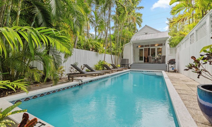 Key West Historic District House | LOST SHAKER OF SALT ~ 3 Bed, 2 Bath Pet Friendly with 40' Private Heated Pool