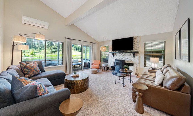 Plumas Eureka Estates House | Lost Sierra Escape - 72 W. Ponderosa
