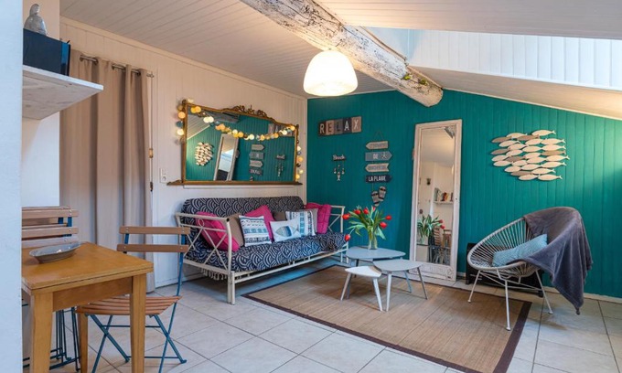 Quartier du Port Apartment | Lou Pitchoun peaceful 1Br Sea Harbour Old Town