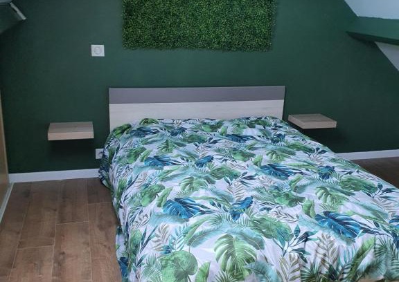 Villeneuve-sur-Yonne House | Loue chambre chez l'habitant