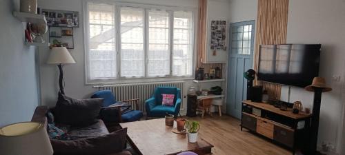 Pin - Vert Galant House | Loue maison 24h du Mans voiture,moto