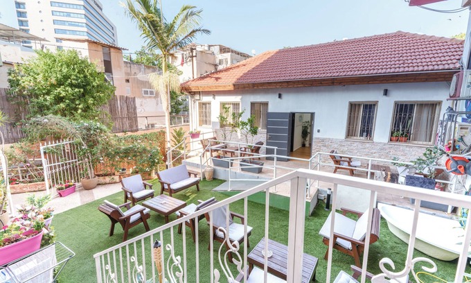 Haifa House | Loui Gardens