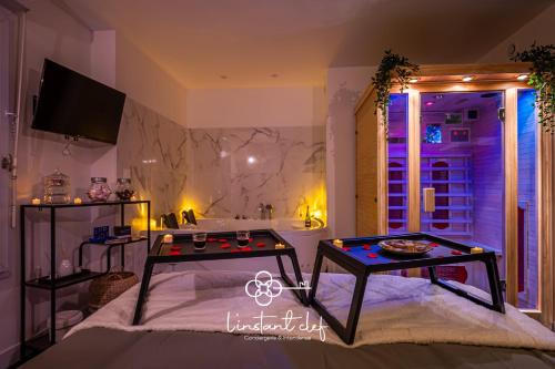 Bollee Apartment | Love au Mans - Sauna et Jacuzzi inclus