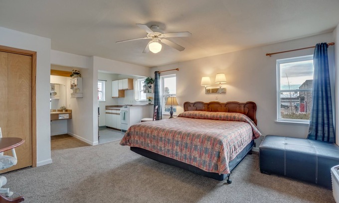 Loveland Apartment | Loveland Vacation Rental Near Downtown!