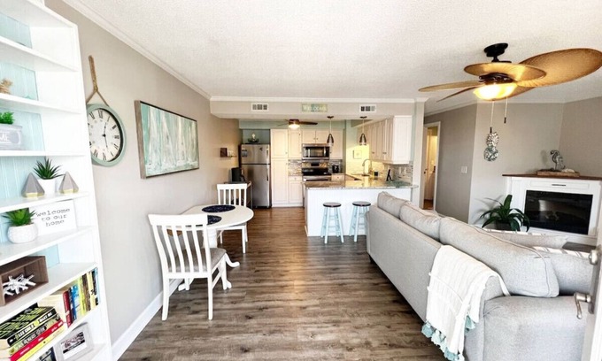 Ocean Isle Beach Condo | Lovely 1 Bedroom Condo with Pool Ocean Isle Beach
