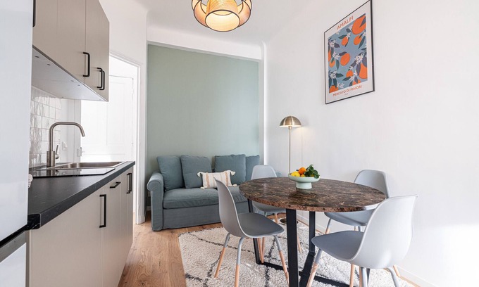 Quartier du Port Apartment | Lovely 2 Bdr in Nice Harbor