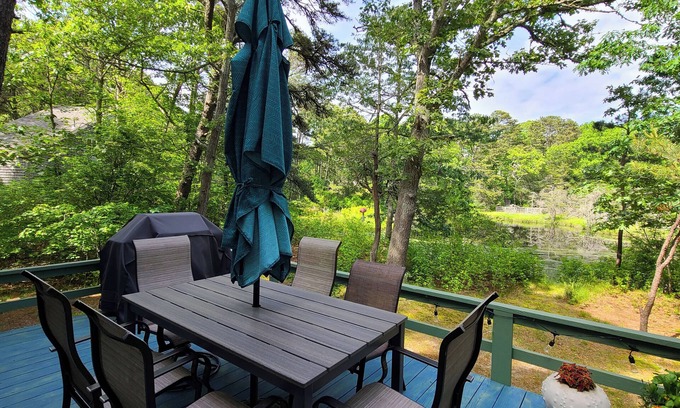 Wellfleet Condo | Lovely 2BD+ Cottage-A/C, Deck with Pond Views, Great Location