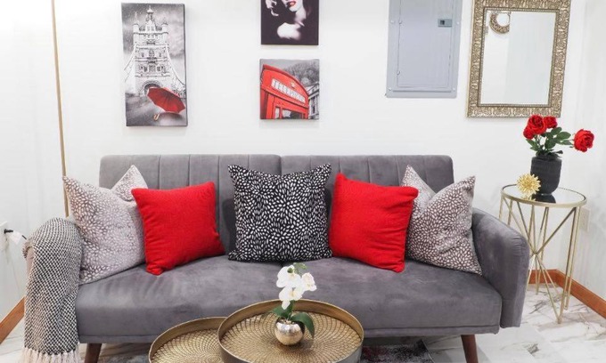 Center City East Apartment | LOVELY 2BEDROOM IN HISTORIC CENTER CITY