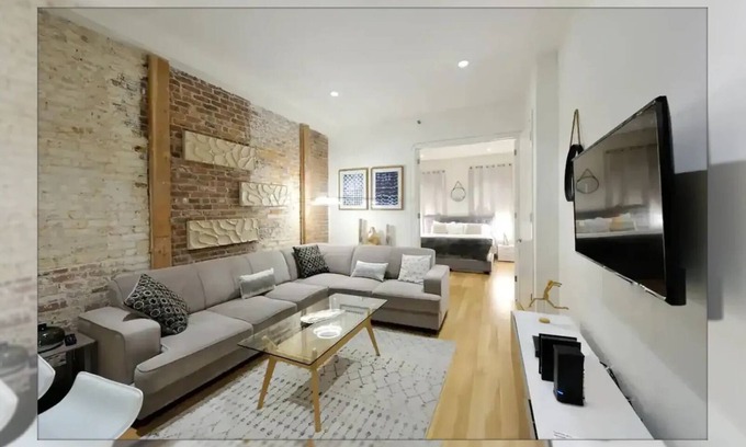 Midtown South Apartment | Lovely 2BR! Hell Kitchen!