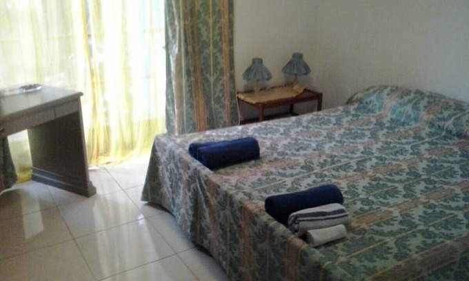 Montreux City Centre Apartment | Lovely 3-room ground floor villa. 5 mins from the beach 1 min from public transport.