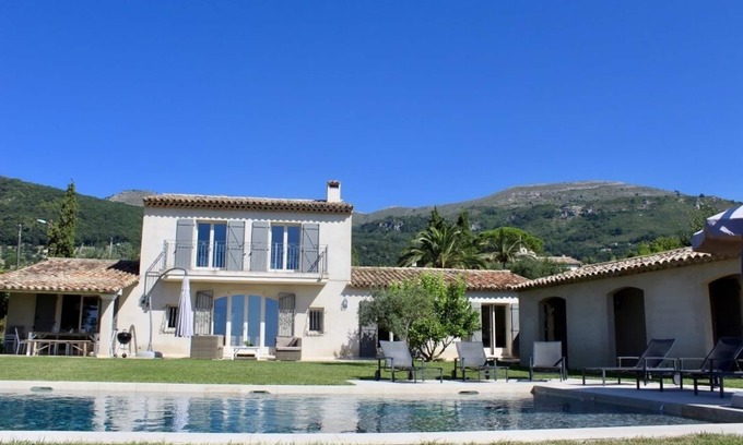 Tourrettes-sur-Loup House | Lovely 6 bedroom villa with panoramic views and big pool