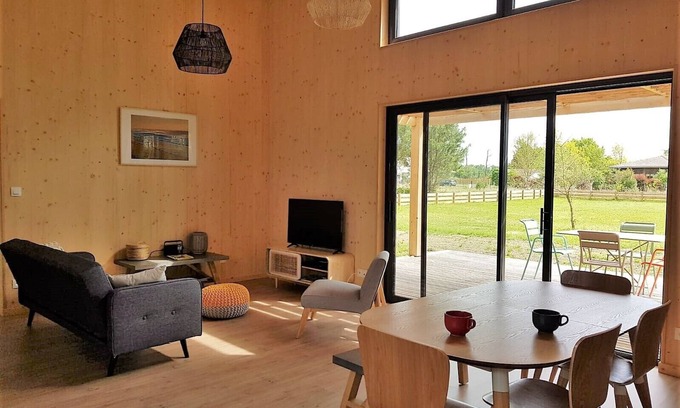 Lit-et-Mixe House | Lovely and comfy wooden house in a big garden close to beaches and the village