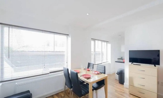 South Bermondsey Apartment | Lovely and functional studio in Central London