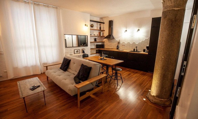 Rome City Centre Apartment | Lovely and moder flat near the Colosseum
