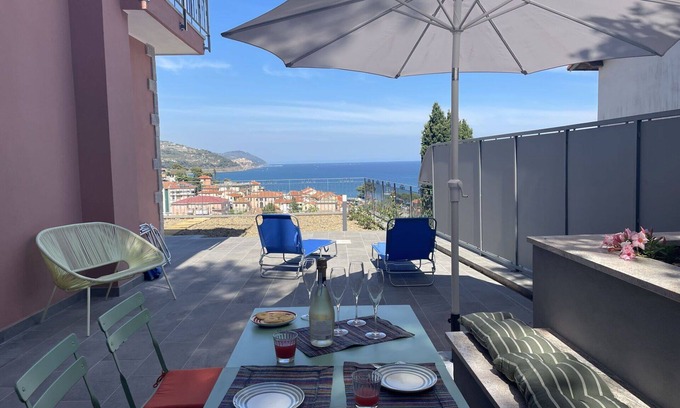 San Lorenzo al Mare Apartment | Lovely apartment for 5 people with WIFI, TV and terrace
