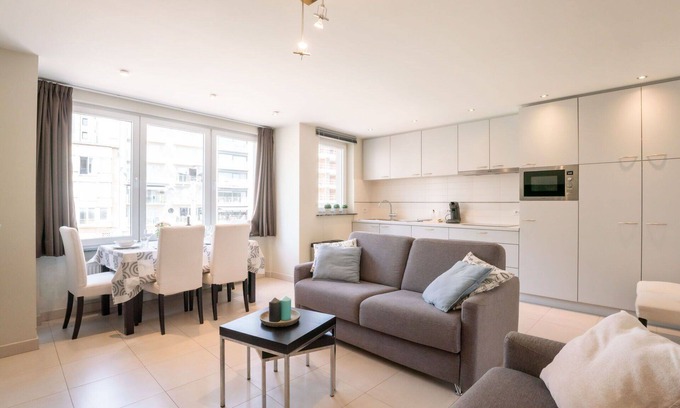 Blankenberge Apartment | Lovely apartment for 4 guests with WIFI and TV