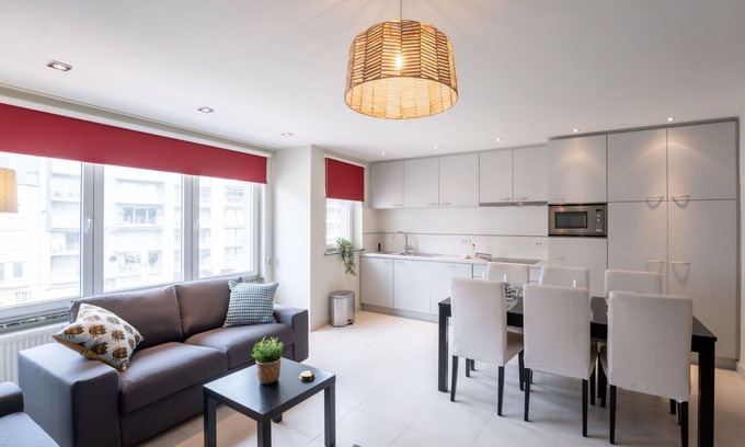 Blankenberge Apartment | Lovely apartment for 4 guests with WIFI, TV and pets allowed