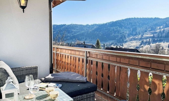 St. Blasien Apartment | Lovely apartment for 4 guests with WIFI, TV, balcony and parking
