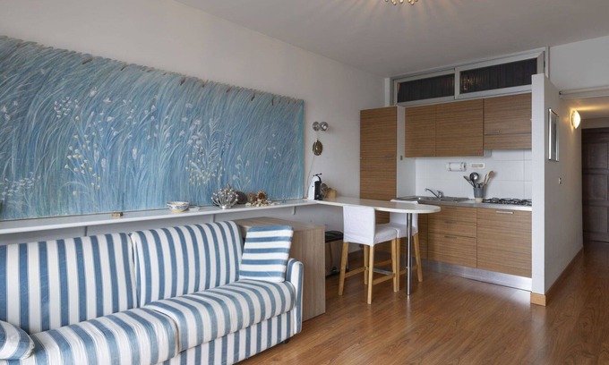 Ospedaletti Apartment | Lovely apartment for 5 guests with WIFI, A/C, terrace and pets allowed