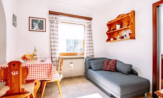 Canazei Apartment | Lovely apartment for 2 people with TV and pets allowed
