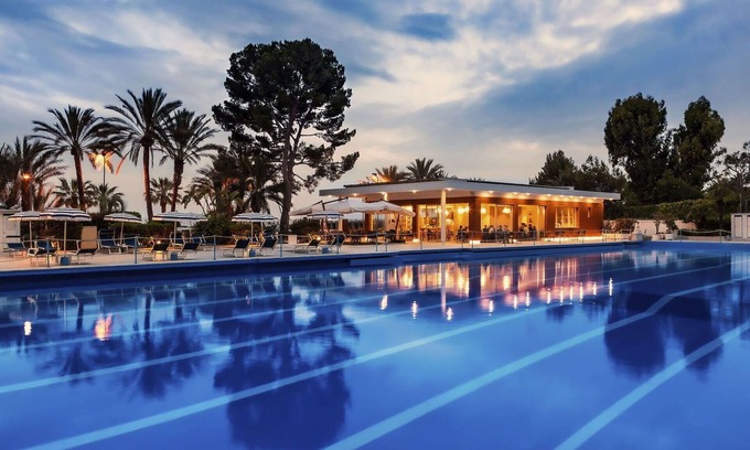Sanremo Apartment | Lovely apartment for 2 people with WIFI, pool, A/C and balcony