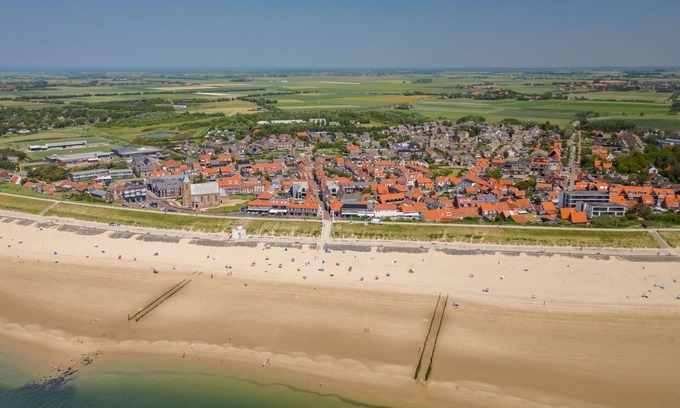 Municipality of Vlissingen Apartment | Lovely apartment for 3 people with WIFI, TV, patio, pets allowed and parking
