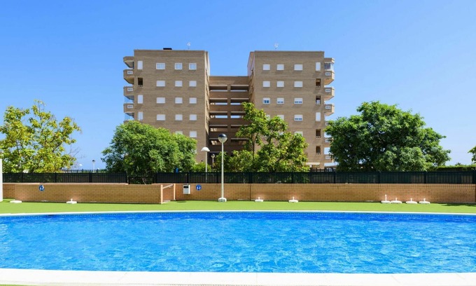 Cabanes Apartment | Lovely apartment for 4 guests with pool, A/C, TV, terrace, pets allowed and parking