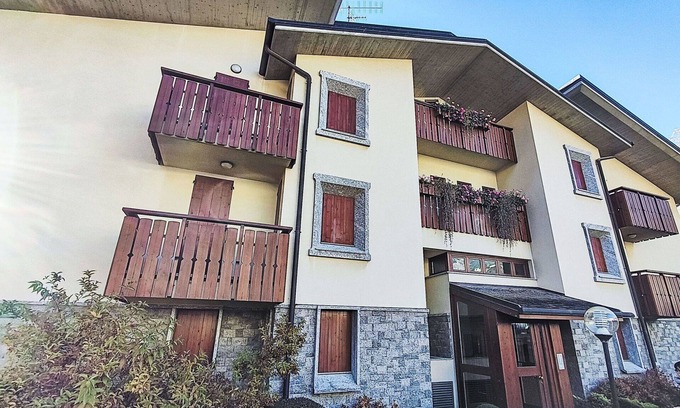 Bormio Apartment | Lovely apartment for 4 people with WIFI, TV, terrace and parking