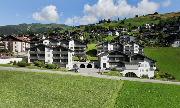 Falera Apartment | Lovely apartment for 5 guests with WIFI, pool, TV, balcony, panoramic view and parking