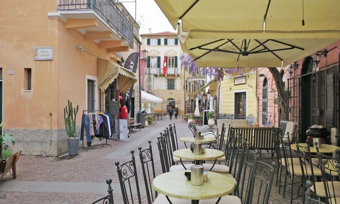 Segno Apartment | Lovely apartment for 5 guests with TV and balcony