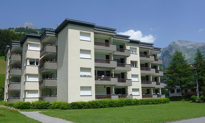 Engelberg Apartment | Lovely apartment for 4 guests with WIFI, TV and balcony