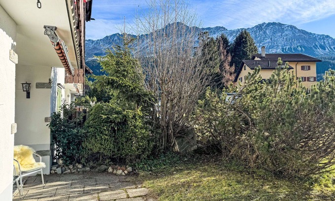 Valbella Apartment | Lovely apartment for 4 people with WIFI, TV, patio, panoramic view and parking