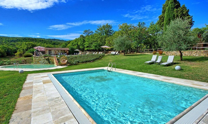 Simignano Apartment | Lovely apartment for 3 people with pool, WIFI, TV, pets allowed and parking