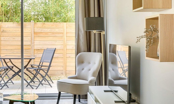 Merignac Apartment | Lovely apartment with garden and parking