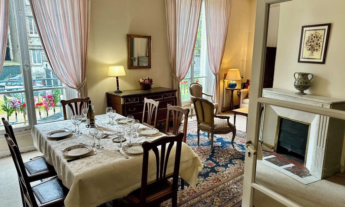Versailles Apartment | Lovely appartement, everything walking distance