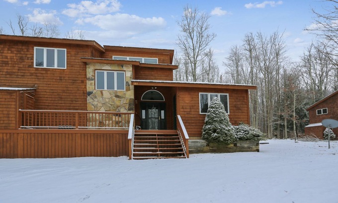 Timberline House | Lovely Canaan Valley home offers a perfectly affordable vacation opportunity!