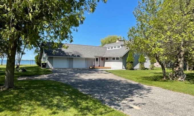 Cheboygan House | Lovely Chalet Home on Quiet Bay with Sandy Beach