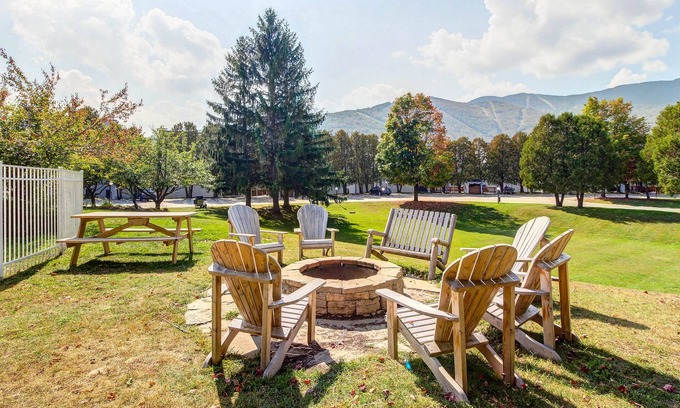 Warren Apartment | Lovely condo near skiing with 3 pools, hot tub, sauna, fitness room & balcony