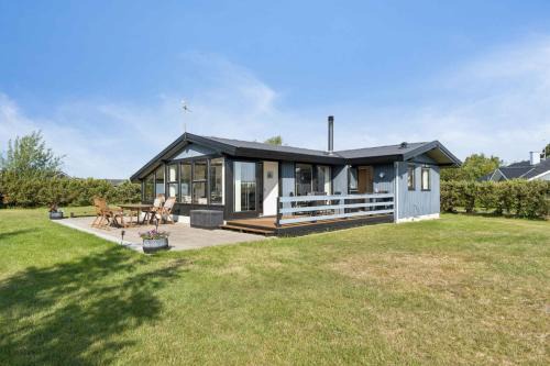 Helberskov Strand House | Lovely Cottage Close To The Water