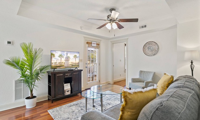 Downtown Historic District Apartment | Lovely Cozy 2 BR Home in the Heart of St. Augustine