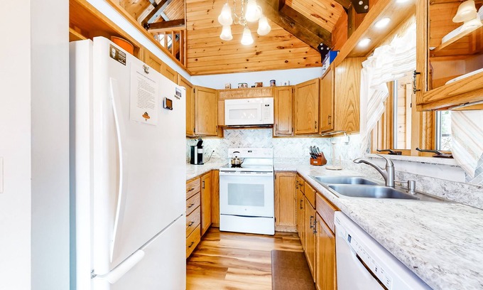 Hammondsport House | Lovely dog-friendly home on 100 acres w/free WiFi/cable/stocked pond/rowboat
