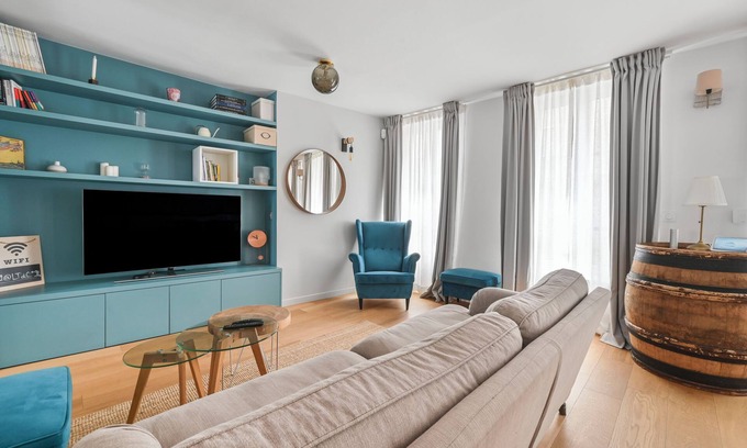 Vincennes Apartment | Lovely Duplex Near Château/Paris/Disney