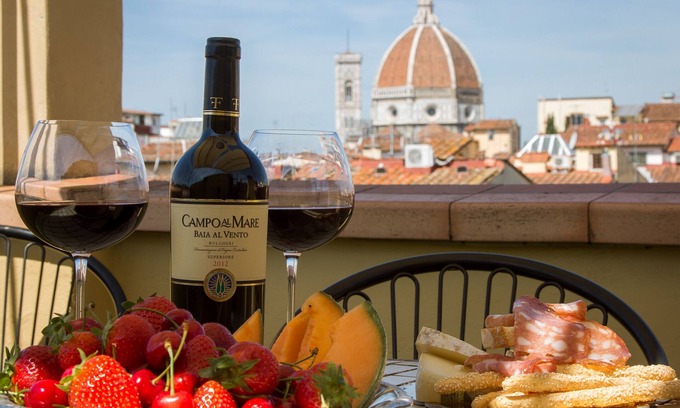 Sant' Ambrogio Apartment | lovely flat in Florence city center with terrace and Duomo view