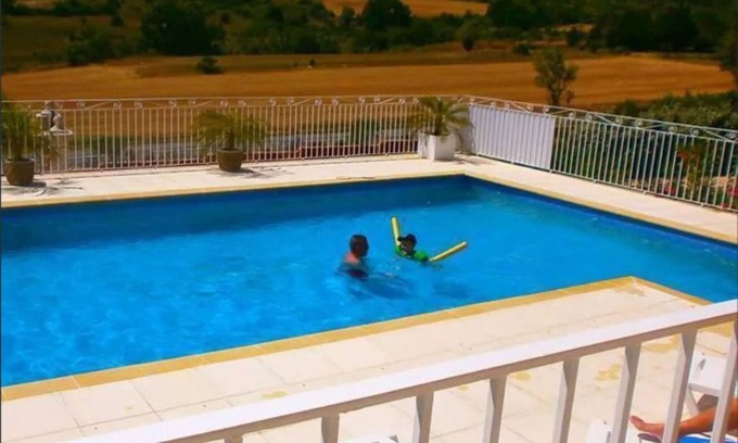 Lagorce Apartment | Lovely gîte in the south of the ardeche with large picnic area, bbq.