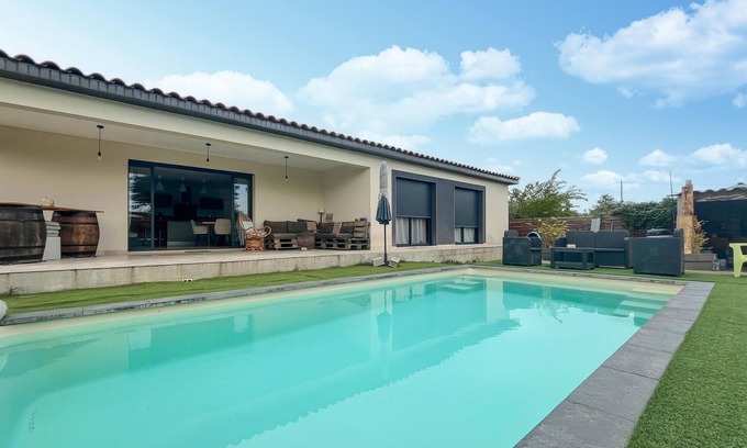 Saint-Genies-de-Comolas House | Lovely home in St-Genies-de-Comolas