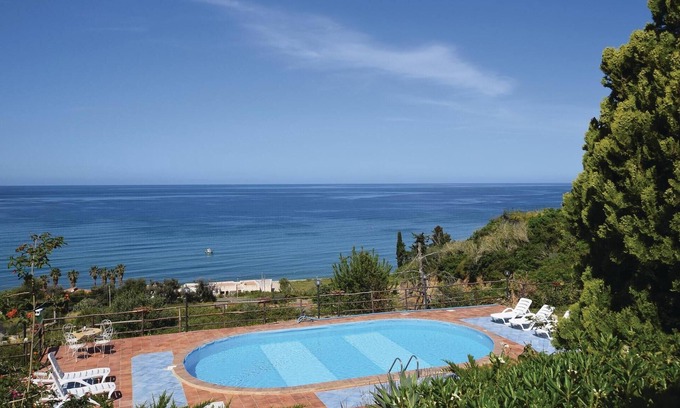 Torre Colonna-sperone House | Lovely home in Altavilla Milicia