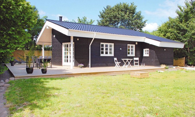 Hornslet House | Lovely home in Hornslet with kitchen