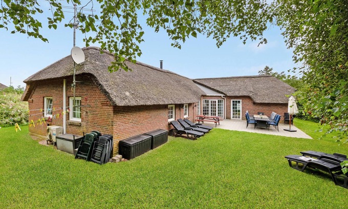 Sondervig House | Lovely home in Ringkøbing with sauna