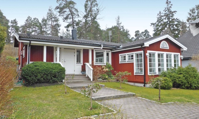Nacka Municipality House | Lovely home in Saltsjö-Boo with sauna